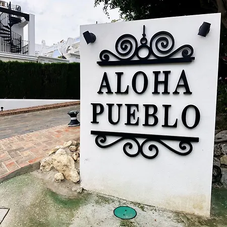 Aloha Pueblo, Garden , Rooftop View 3-storey Townhouse Apartment Marbella
