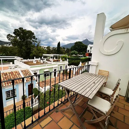 Aloha Pueblo, Garden , Rooftop View 3-storey Townhouse Apartment